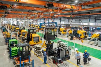 柳工全力沖刺四季度，挖機油缸產品助推全年收官戰